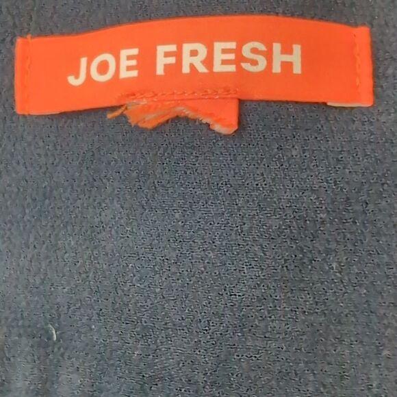 Joe fresh navy skirt size 6 with white detailing - Picture 3 of 6